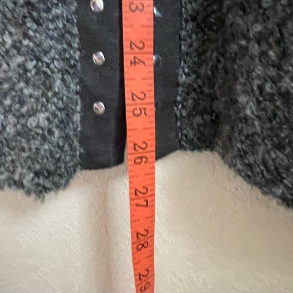 Cathy Daniels Black Zippered Cardigan with stud embellishments- L - Picture 8 of 8